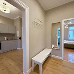 Liva Zentrum - 4 Mit Kueche Und Wlan - Naehe Hauptbahnhof - Ideal Fuer Familien & Monteure Apartman *