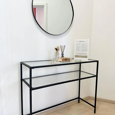 Gemuetliches Im Zentrum - Naehe Bahnhof - Wlan - Smart-tv Apartmán *