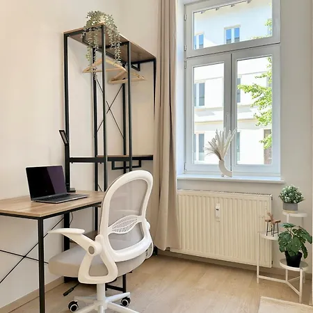 Liva Stays Schwerin Zentrum - 4 Ferienwohnungen Mit Kueche Und Wlan - Naehe Hauptbahnhof - Ideal Fuer Familien & Monteure *