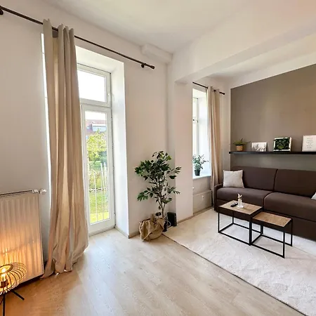 Appartement Liva Stays Schwerin Zentrum - 4 Ferienwohnungen Mit Kueche Und Wlan - Naehe Hauptbahnhof - Ideal Fuer Familien & Monteure *