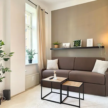 Liva Stays Schwerin Zentrum - 4 Ferienwohnungen Mit Kueche Und Wlan - Naehe Hauptbahnhof - Ideal Fuer Familien & Monteure * Schwerin (Mecklenburg-Vorpommern)