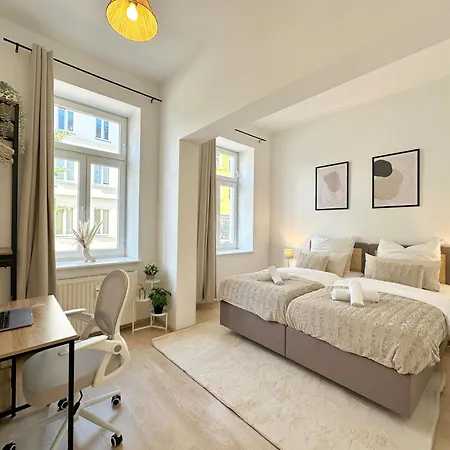 Lejlighed Liva Zentrum - 4 Mit Kueche Und Wlan - Naehe Hauptbahnhof - Ideal Fuer Familien & Monteure Schwerin (Mecklenburg-Vorpommern)