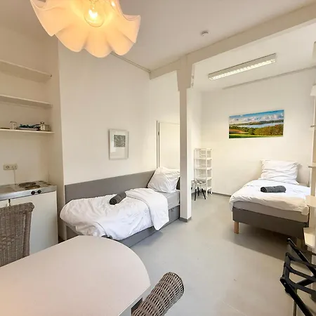 Liva Zentrum - 4 Mit Kueche Und Wlan - Naehe Hauptbahnhof - Ideal Fuer Familien & Monteure