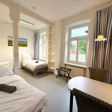 Liva Zentrum - 4 Mit Kueche Und Wlan - Naehe Hauptbahnhof - Ideal Fuer Familien & Monteure *