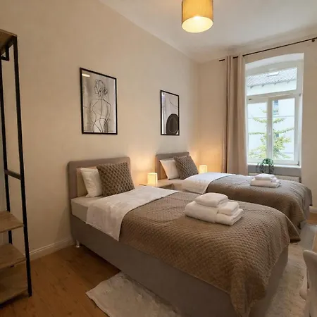 Liva Zentrum - 4 Mit Kueche Und Wlan - Naehe Hauptbahnhof - Ideal Fuer Familien & Monteure * Schwerin (Mecklenburg-Vorpommern)
