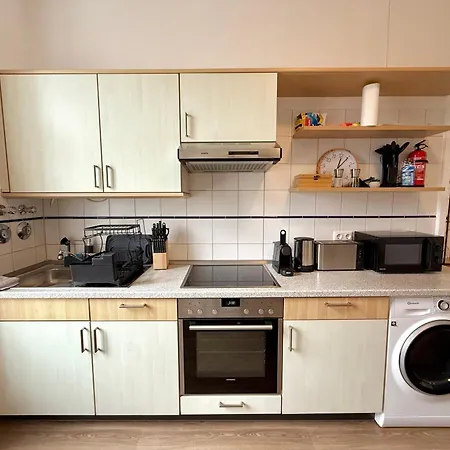 Apartment Liva Zentrum - 4 Mit Kueche Und Wlan - Naehe Hauptbahnhof - Ideal Fuer Familien & Monteure Schwerin (Mecklenburg-Vorpommern)