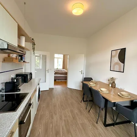 Liva Zentrum - 4 Mit Kueche Und Wlan - Naehe Hauptbahnhof - Ideal Fuer Familien & Monteure Lejlighed