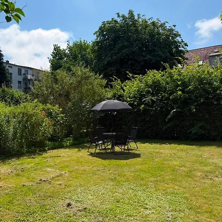 Liva Zentrum - 4 Mit Kueche Und Wlan - Naehe Hauptbahnhof - Ideal Fuer Familien & Monteure * Schwerin