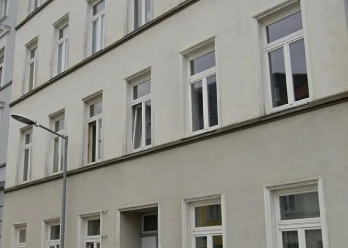 Liva Zentrum - 4 Mit Kueche Und Wlan - Naehe Hauptbahnhof - Ideal Fuer Familien & Monteure 아파트 슈베린